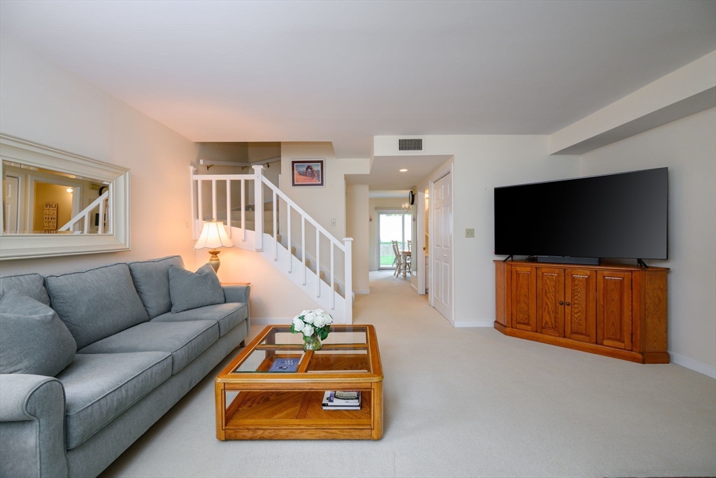 24 School St #A, Hull, MA Photo #4