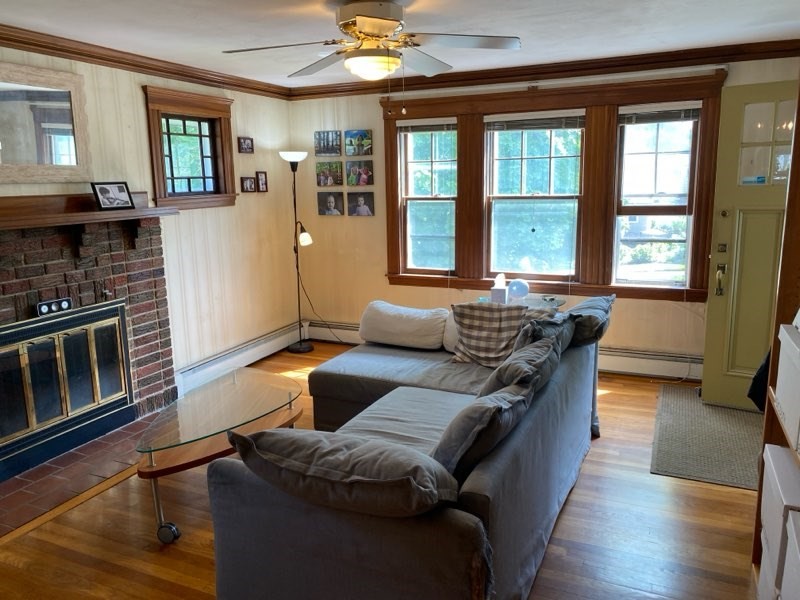 86 Highview Avenue