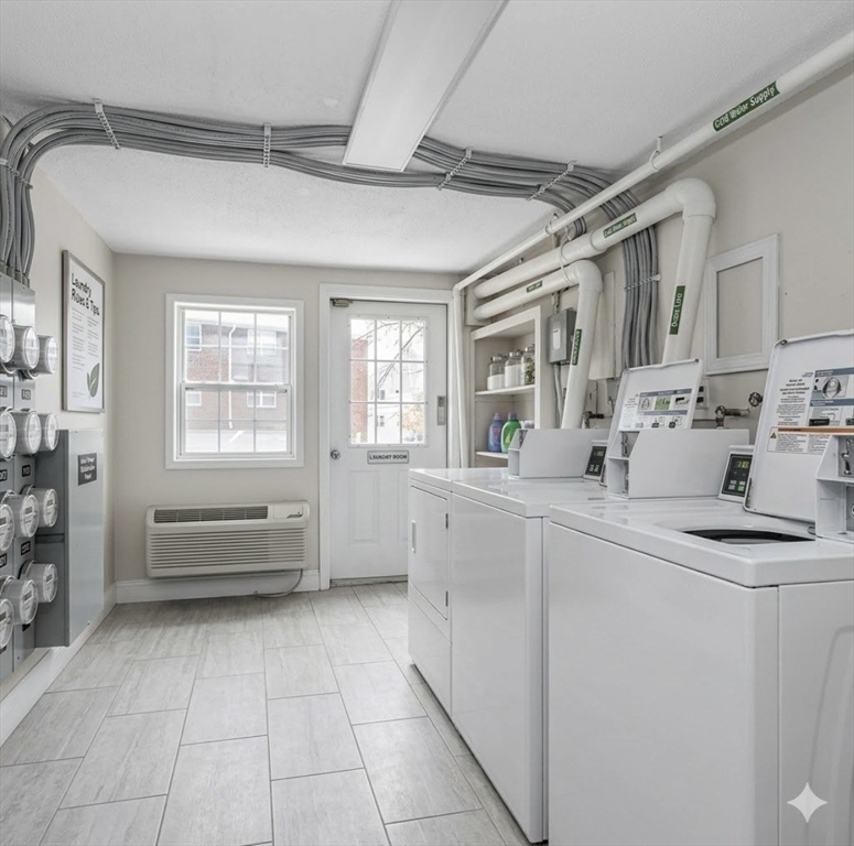 236 Low St 6