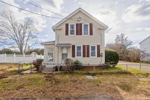 19 Church St Agawam MA 01001