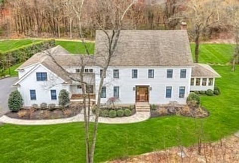 Photo of 72 Glenview St, Upton, MA 01568 (MLS # 73508003)