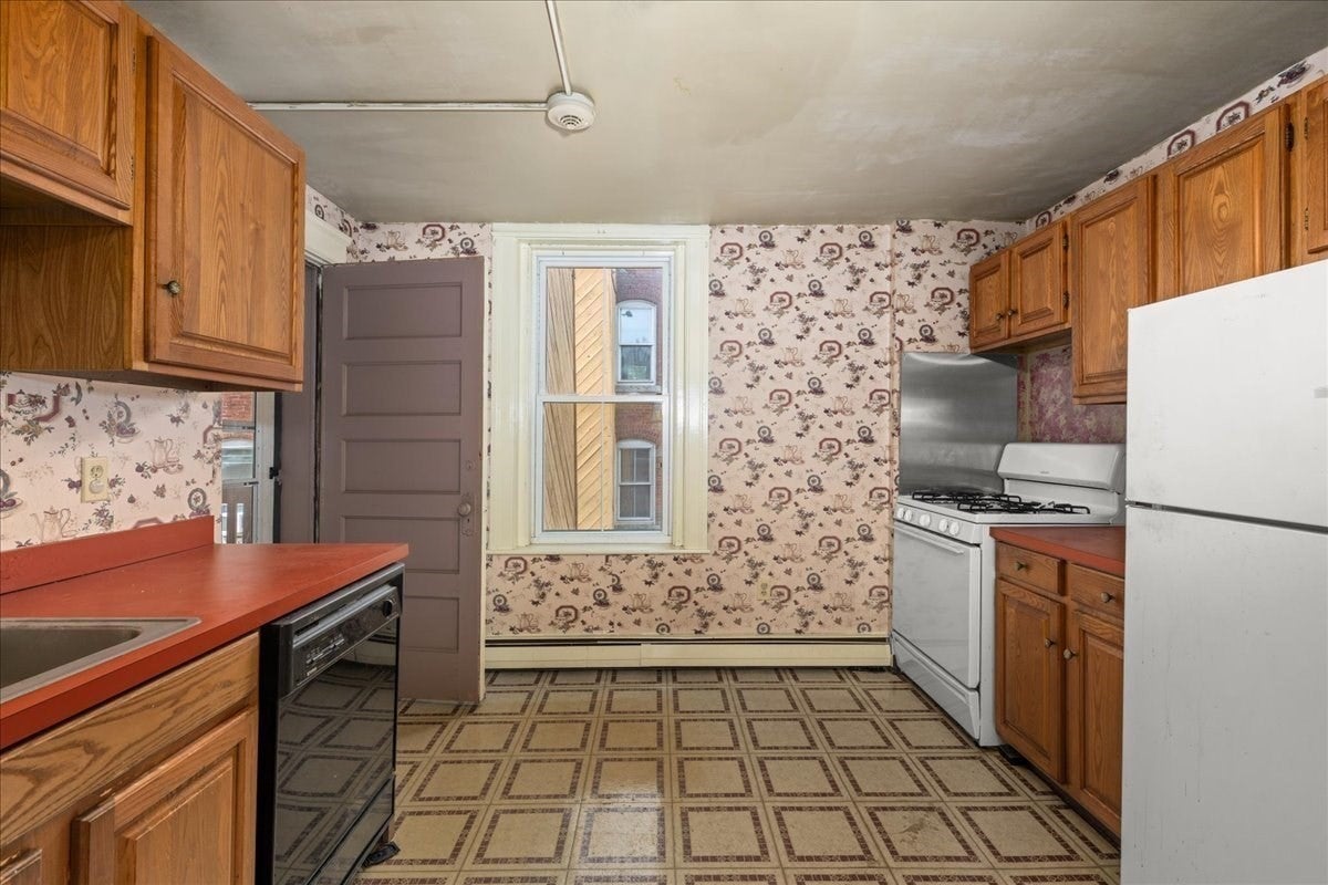 6 Chatham Pl #8, Worcester, MA, 6 Chatham Pl #8, Worcester, MA Photo #9