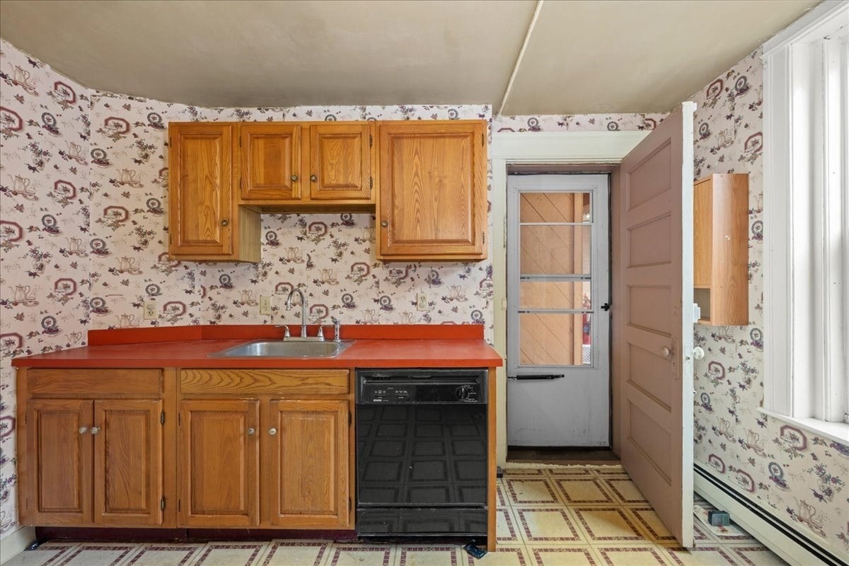 6 Chatham Pl #8, Worcester, MA, 6 Chatham Pl #8, Worcester, MA Photo #11