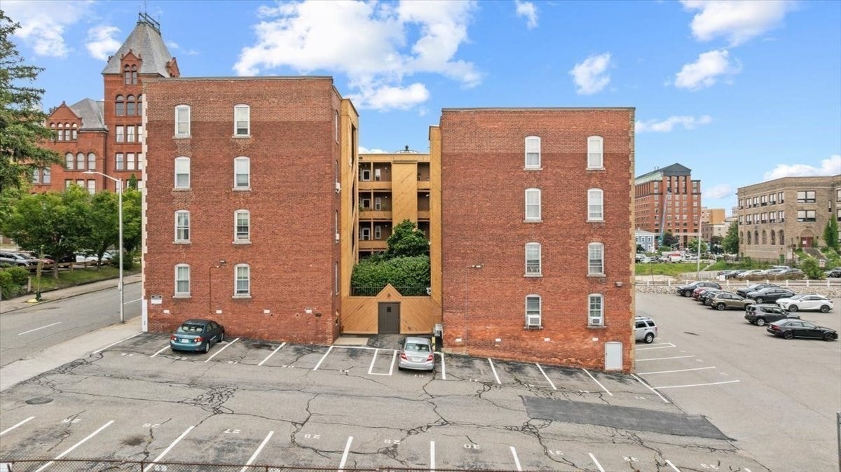 6 Chatham Pl 8