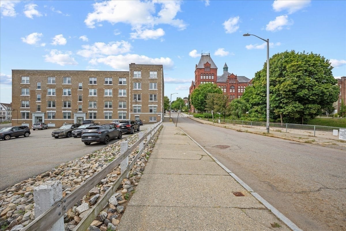 6 Chatham Pl #8, Worcester, MA, 6 Chatham Pl #8, Worcester, MA Photo #27