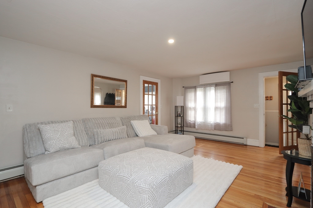 31 Thornton St