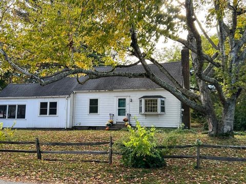 67 Long Ave Framingham MA 01702