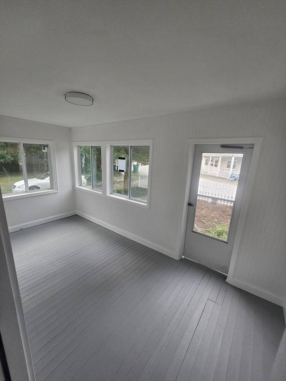 24 Leroy St