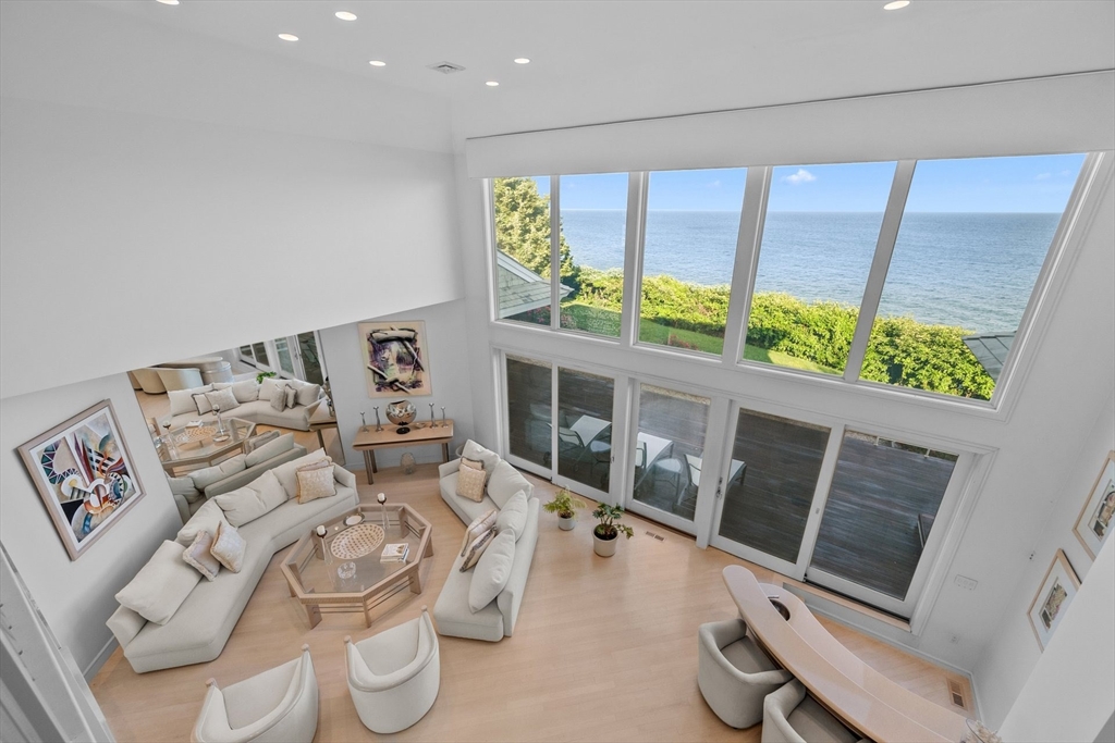 Mashpee, Massachusetts 02649, United States, 5 Bedrooms Bedrooms, ,6 BathroomsBathrooms,Residential,Active,190526