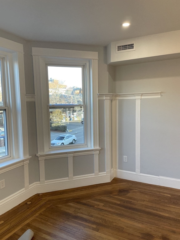 3 Alton PL #2, Brookline, MA Photo #14