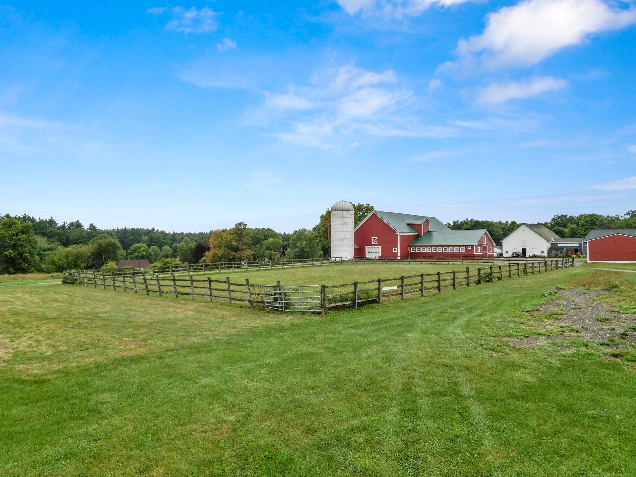 87 S Hampton Rd, Amesbury, MA Photo #8