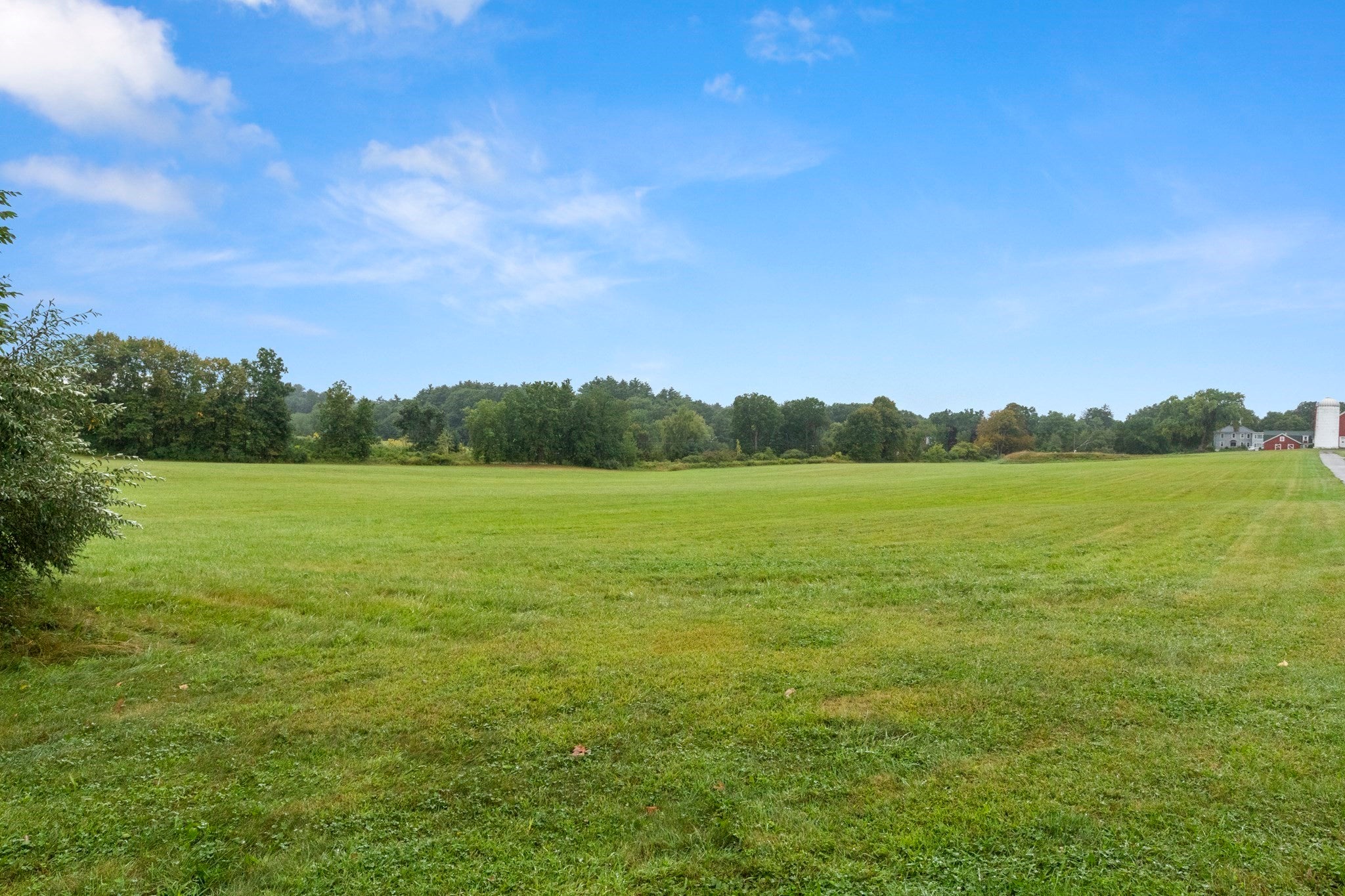 87 S Hampton Rd, Amesbury, MA Photo #9