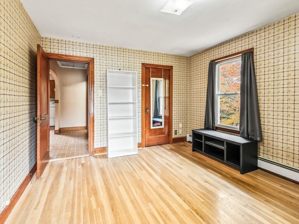 20 Roger St, Southbridge, MA Photo #14