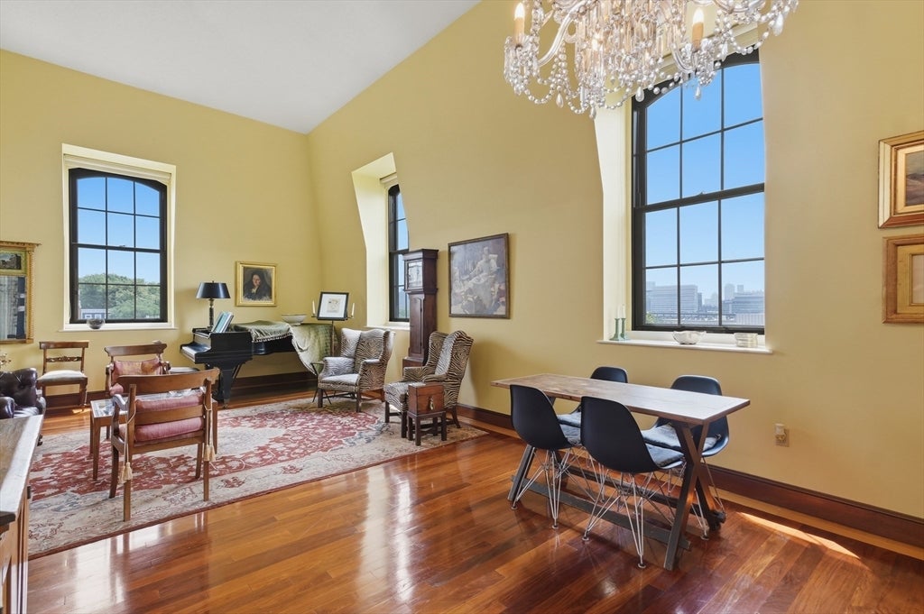 68 Baldwin Street 43