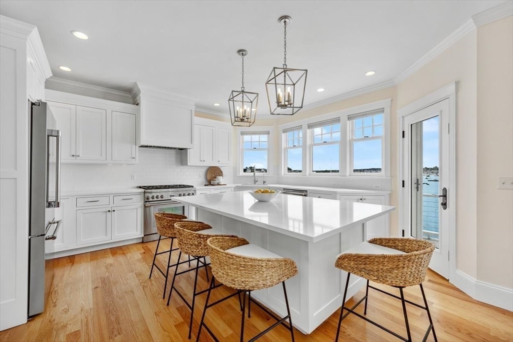 86 Lighthouse Rd