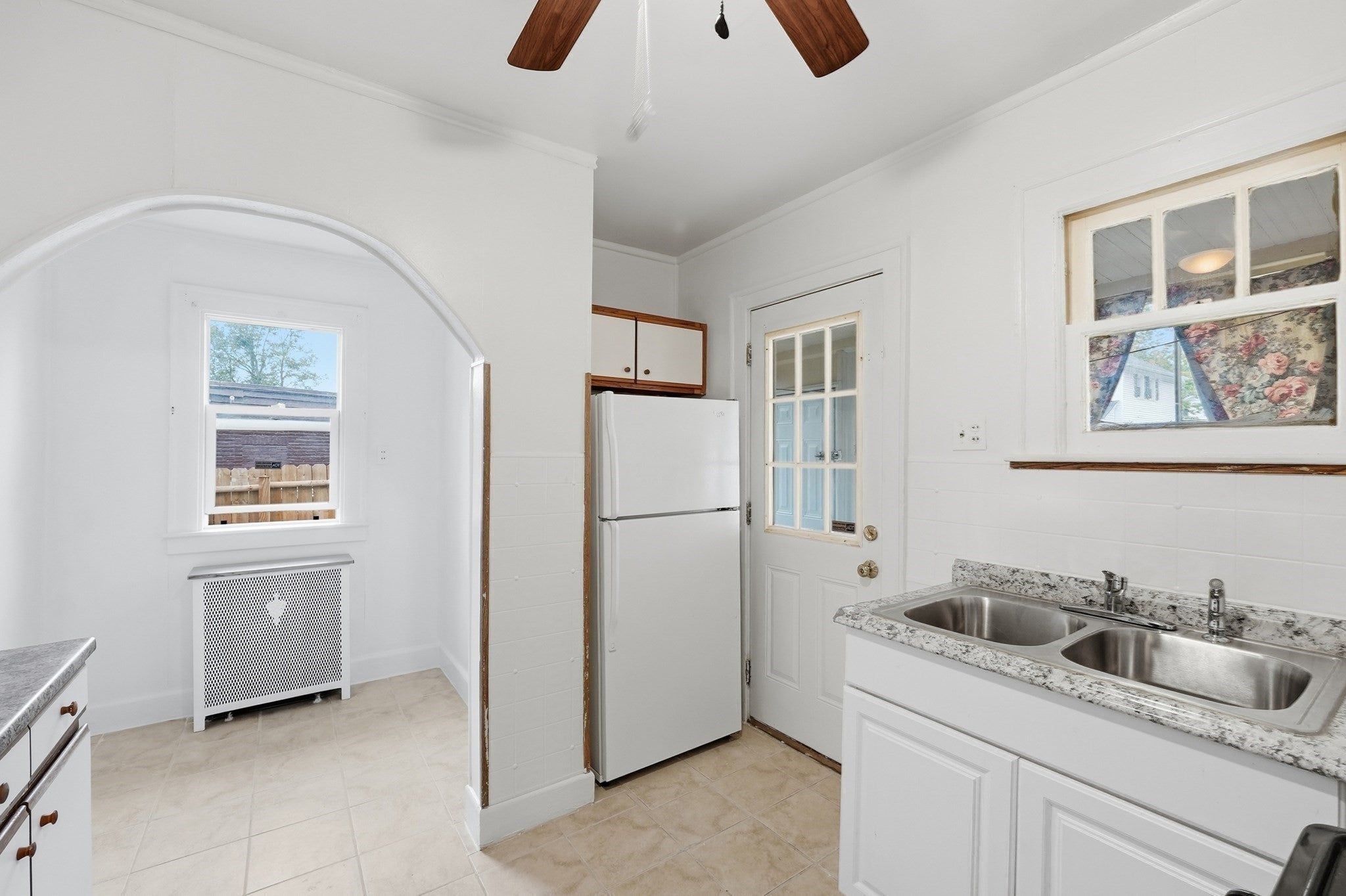 73 Santa Barbara St, Springfield, MA, 73 Santa Barbara St, Springfield, MA Photo #15