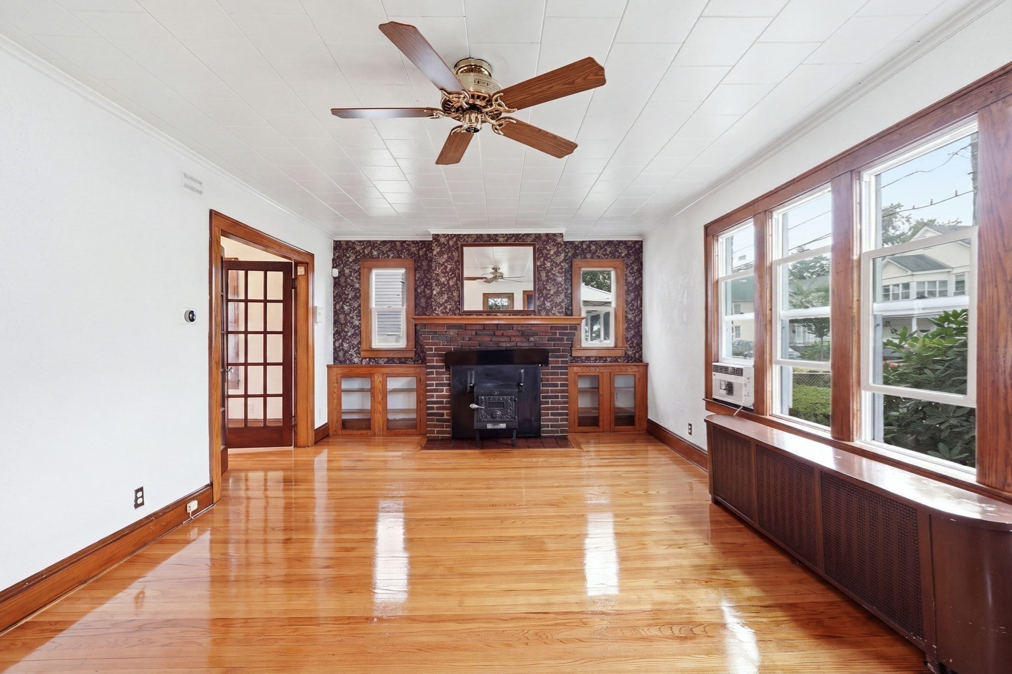 73 Santa Barbara St, Springfield, MA, 73 Santa Barbara St, Springfield, MA Photo #9