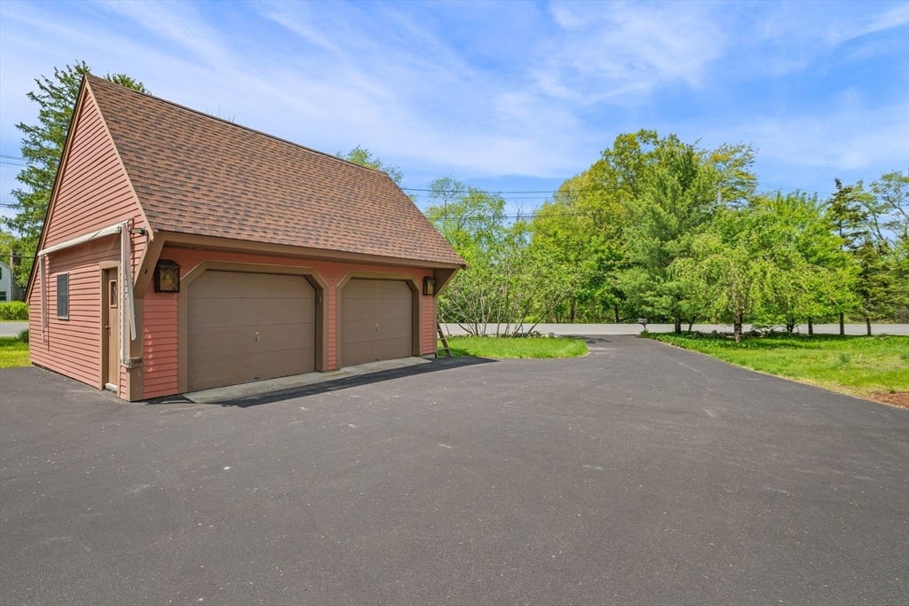 72 Mile Ln