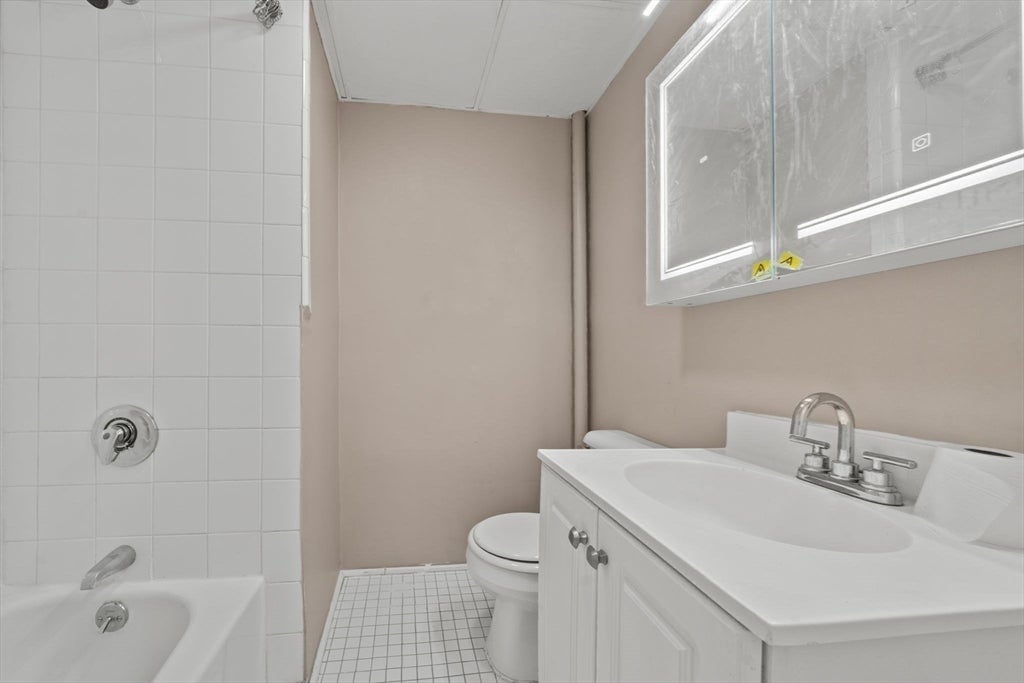 285 Lynn Shore #706, Lynn, MA, 285 Lynn Shore #706, Lynn, MA Photo #8