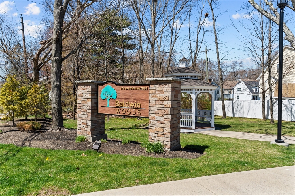 100 Baldwin Avenue 29