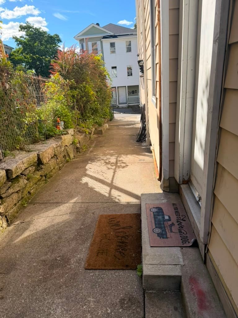 69 Fox St, Worcester, MA, 69 Fox St, Worcester, MA Photo #3