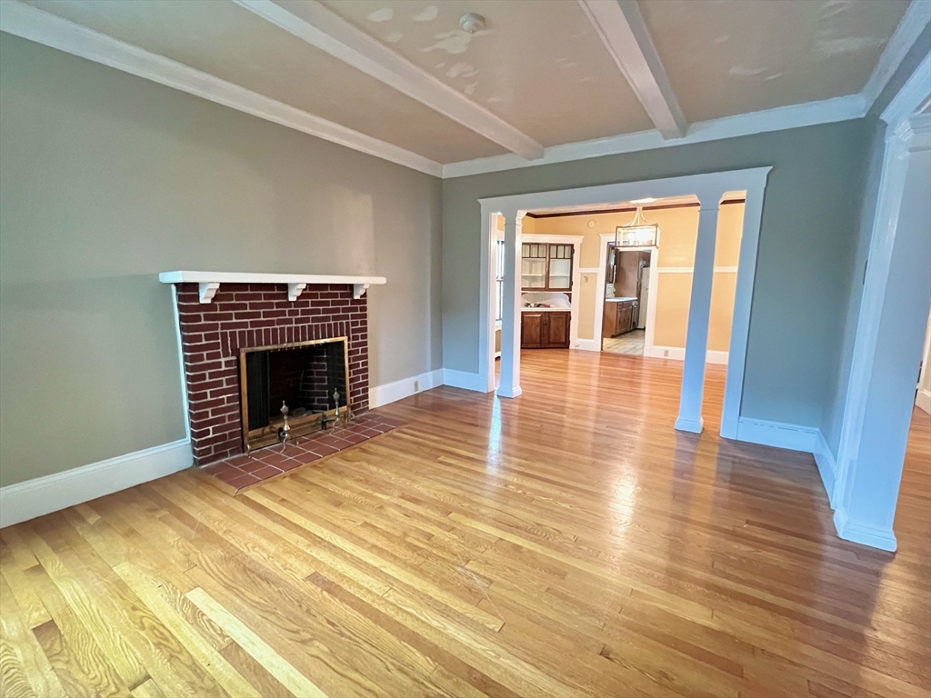60 Nichols St