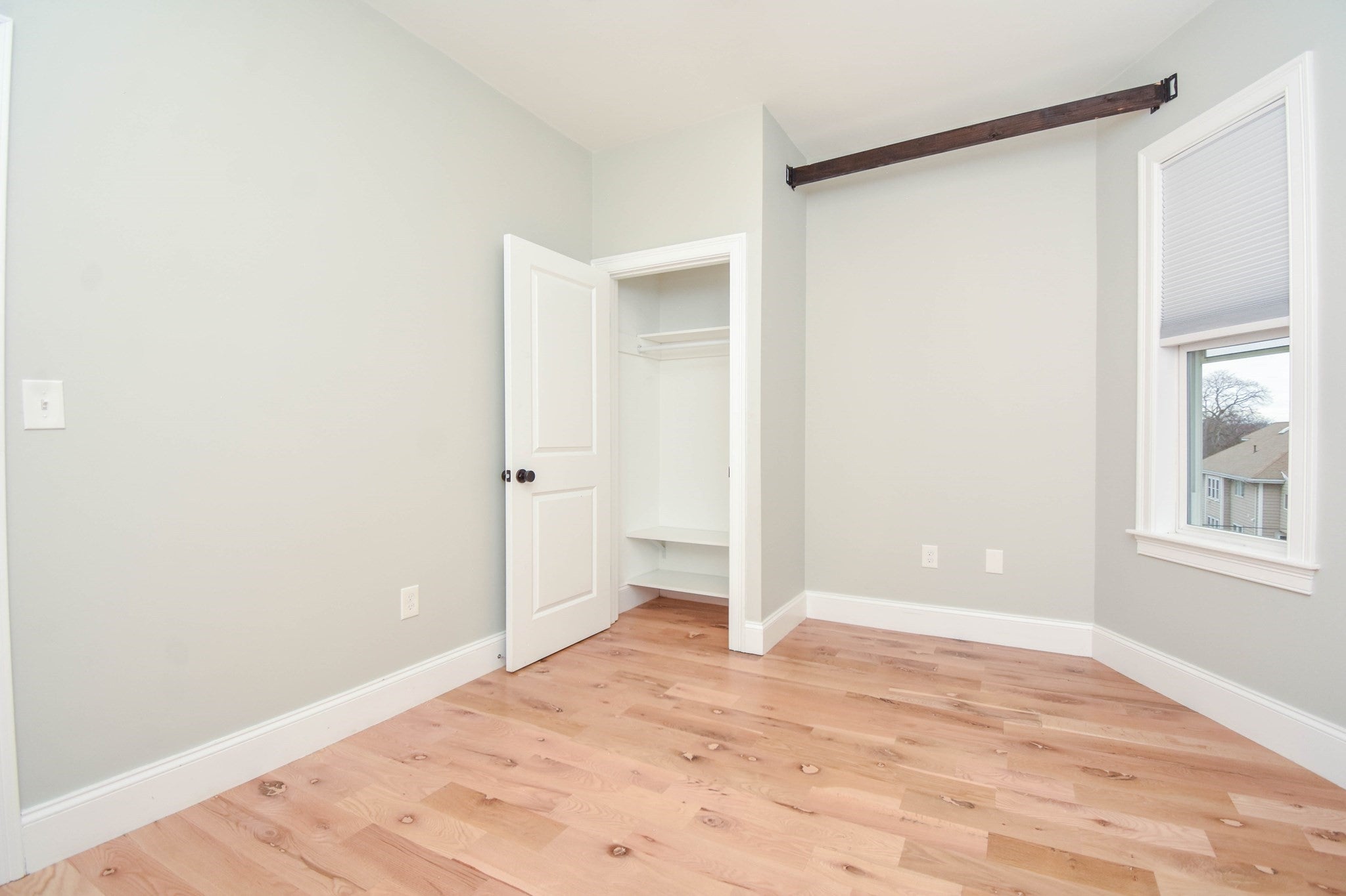 1114 Saratoga St #2, Boston, MA Photo #11