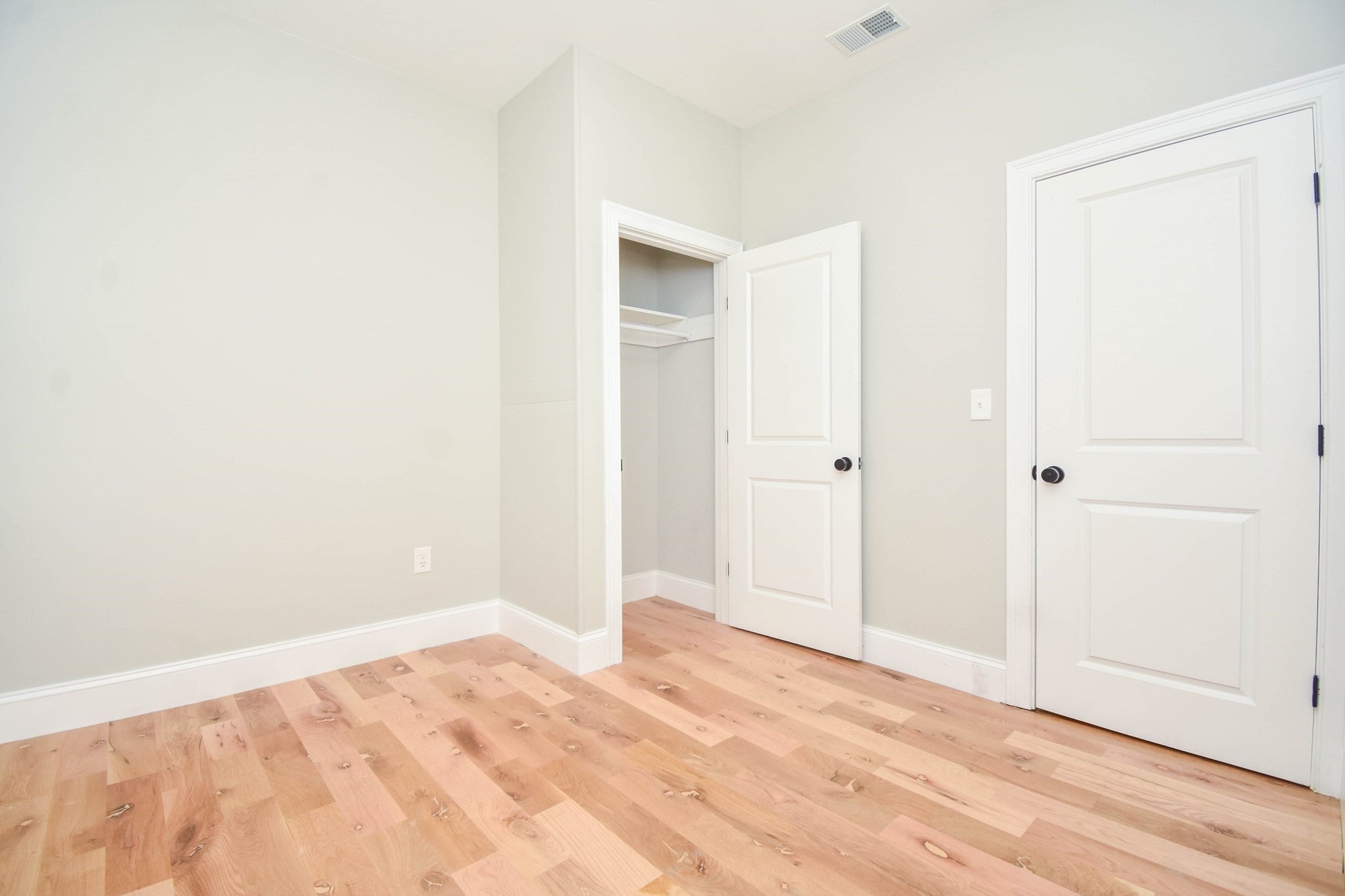 1114 Saratoga St #2, Boston, MA Photo #12