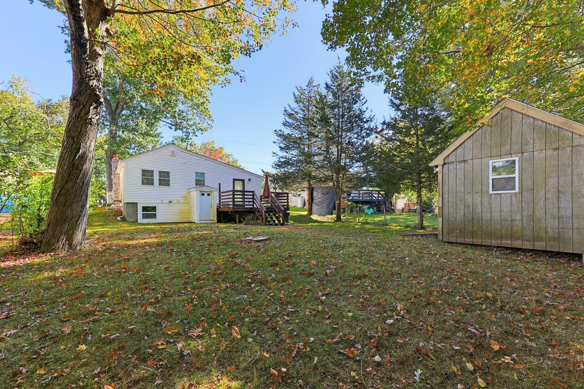 116 Lakeshore Dr, Blackstone, MA Photo #28