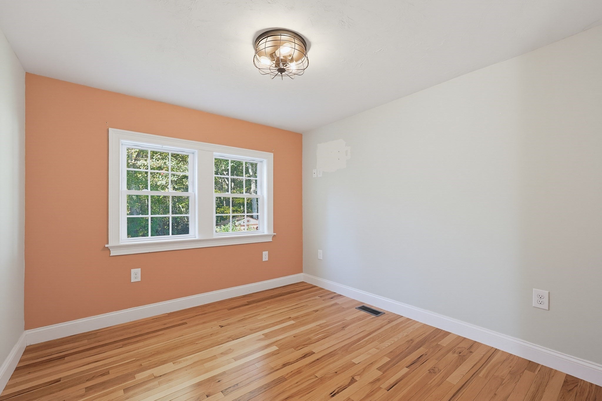 116 Lakeshore Dr, Blackstone, MA Photo #18