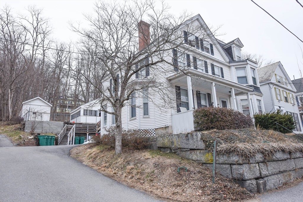 118 Pleasant Street