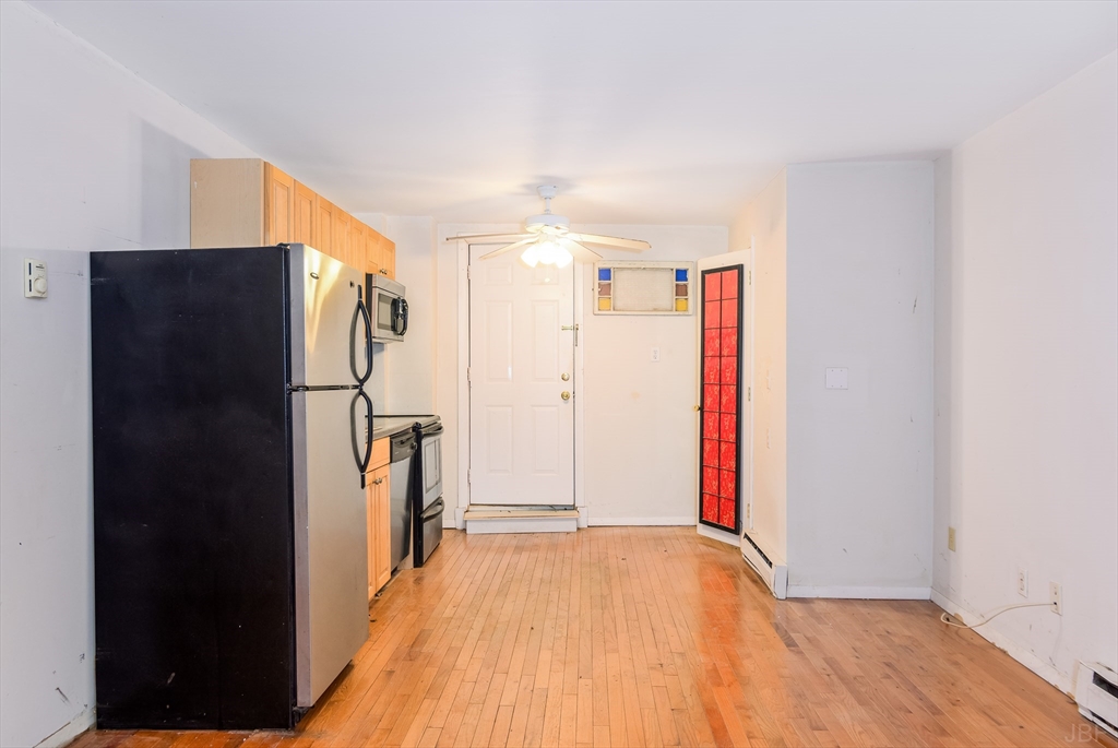 263 Highland Ave 1