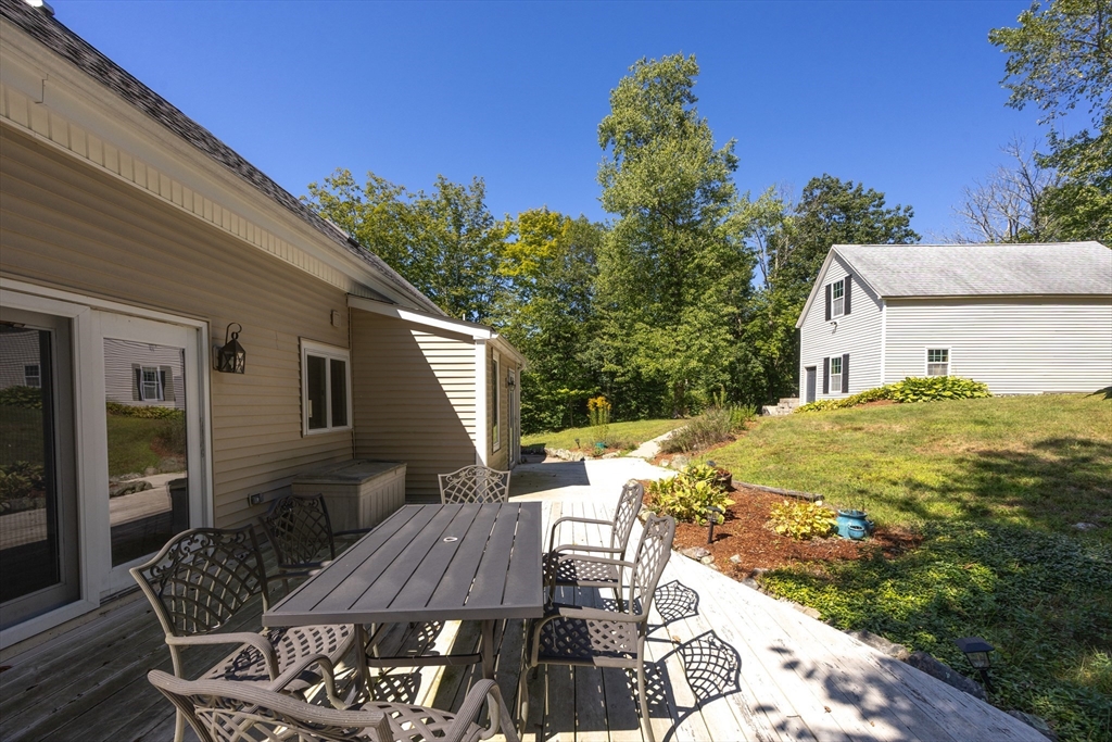 Foxboro, Massachusetts 02035, United States, 4 Bedrooms Bedrooms, ,3 BathroomsBathrooms,Residential,Active,205428