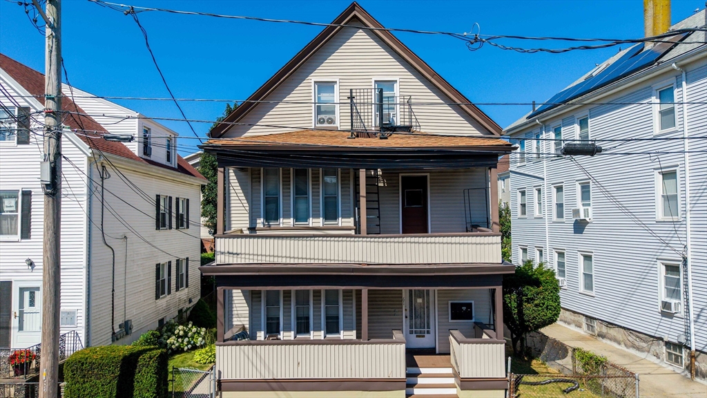 61 Acushnet Ave