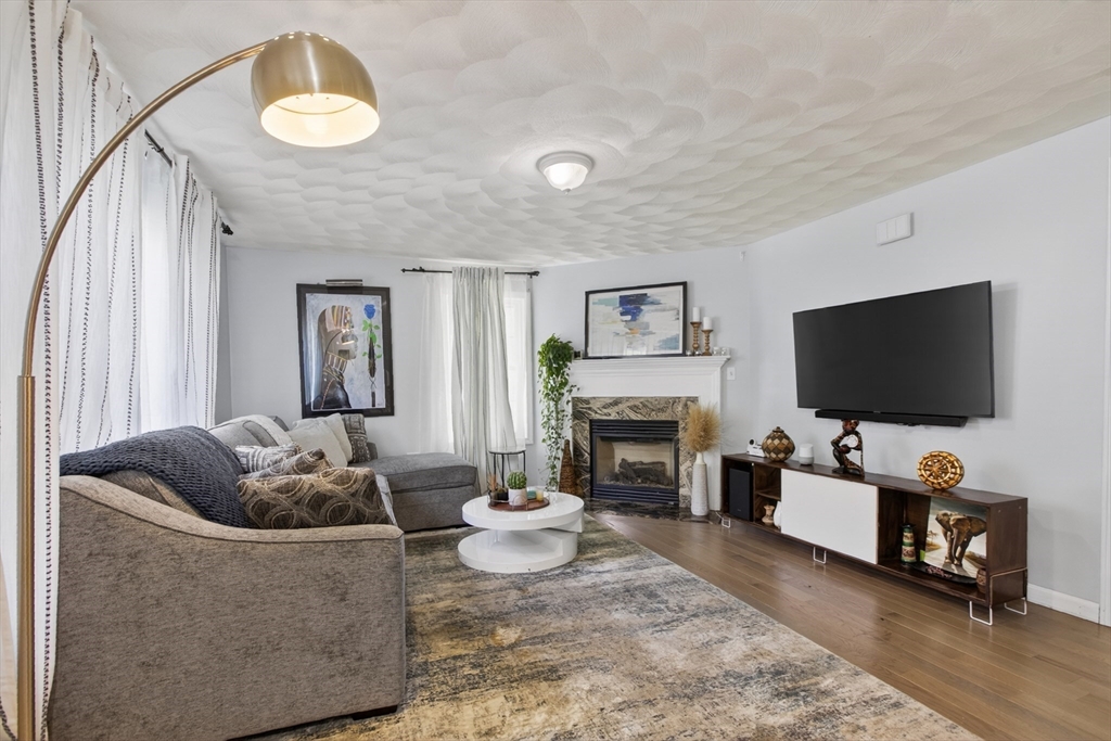 59 Nevins Rd 59