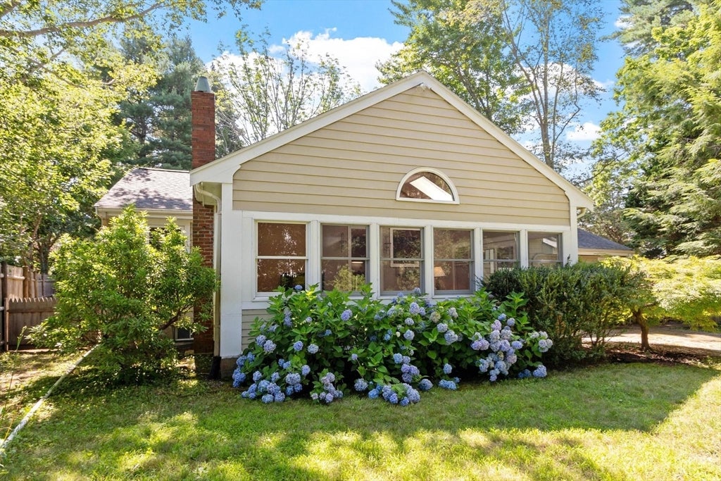 5 Hemlock Street
