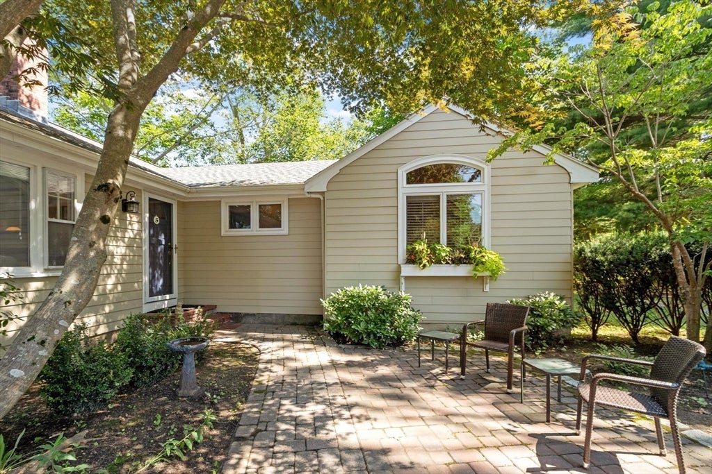 5 Hemlock Street