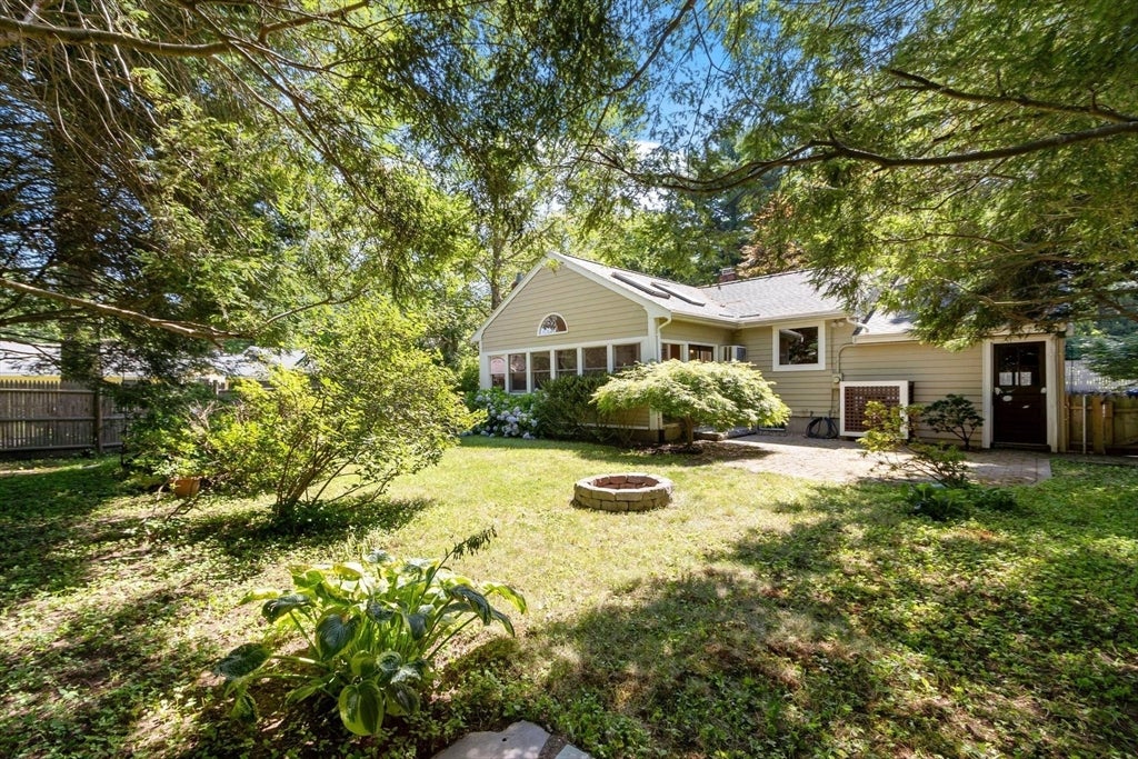 5 Hemlock Street