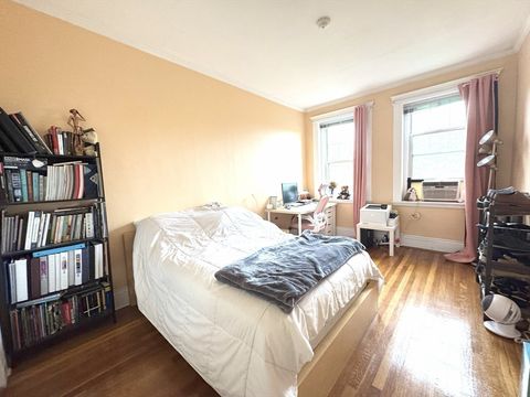 Photo of 382 Riverway #8, Boston, MA 02115 (MLS # 73498805)