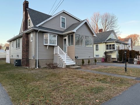 Photo of 197 Hobart St, Quincy, MA 02170 (MLS # 73466133)
