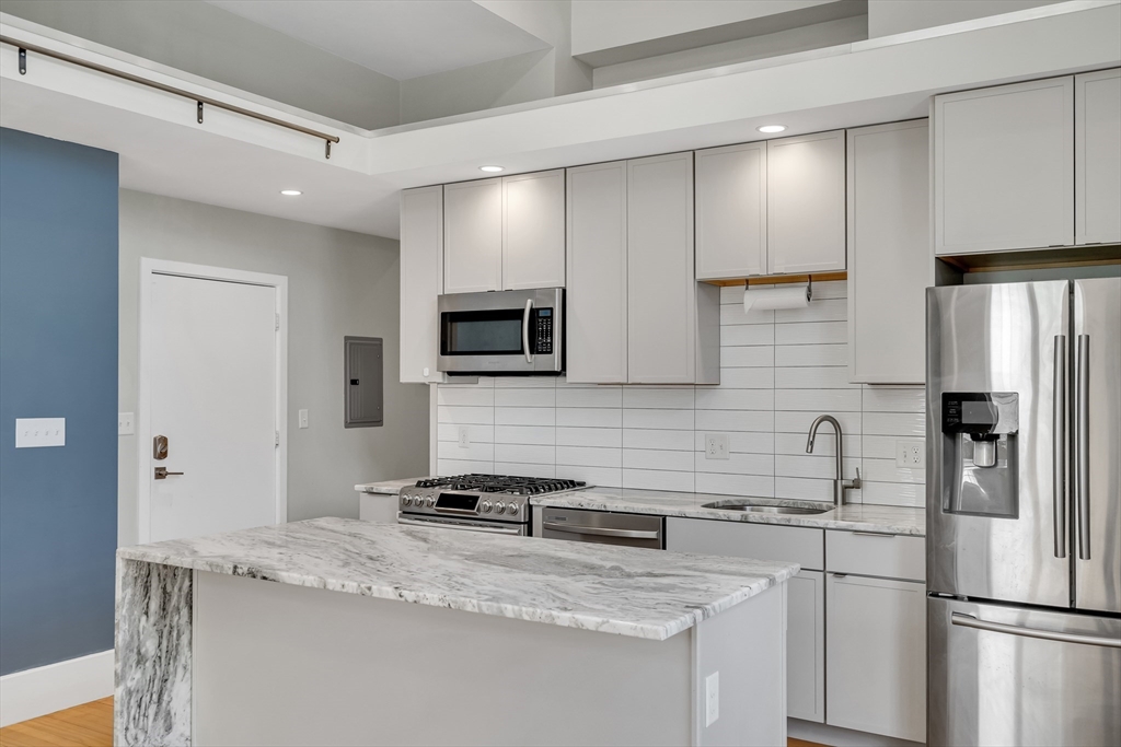 204 Spencer Ave 6