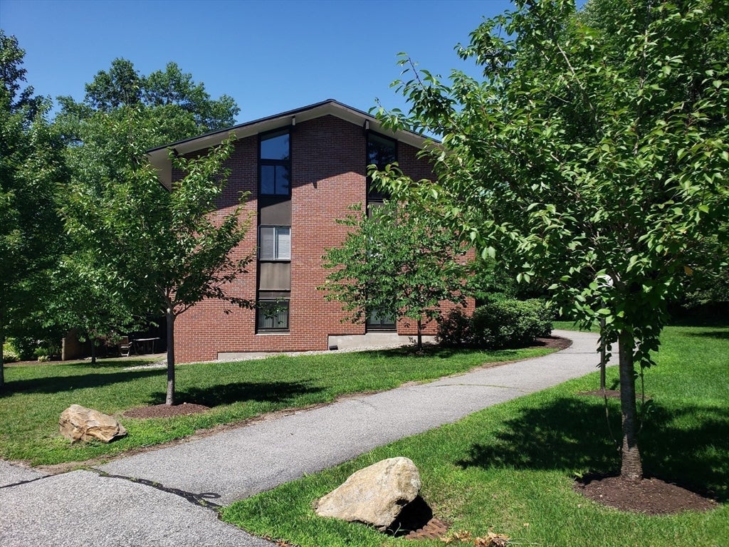 5 Longwood Drive 205