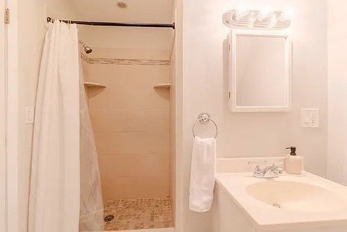 27R Albion St #2, Somerville, MA Photo #16