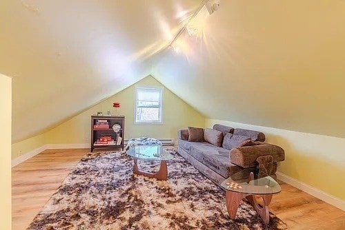 27R Albion St #2, Somerville, MA Photo #33