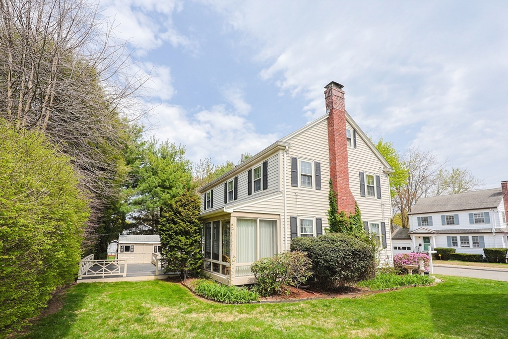 12 Celia Rd