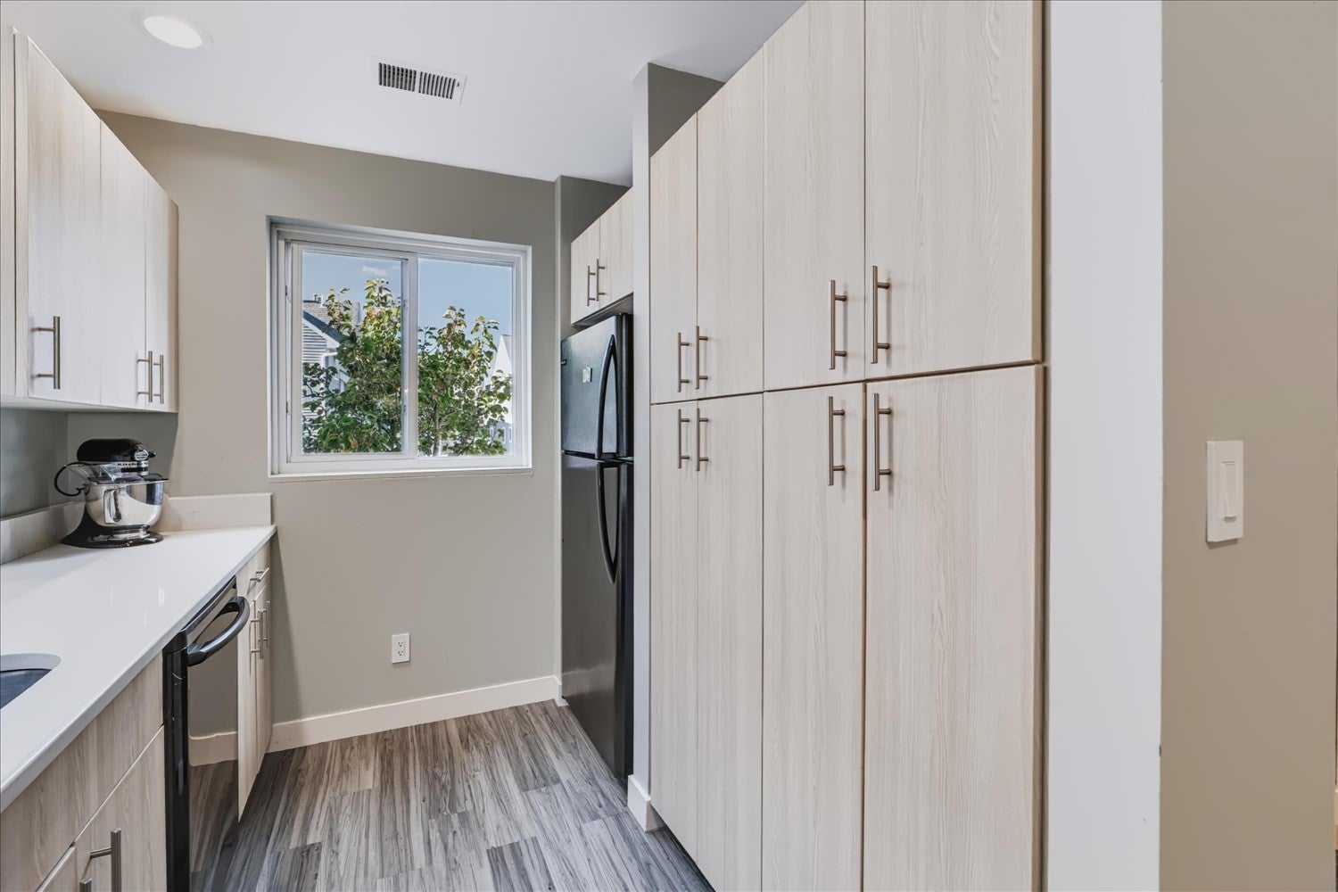 20 Ship Ave #38, Medford, MA, 20 Ship Ave #38, Medford, MA Photo #5
