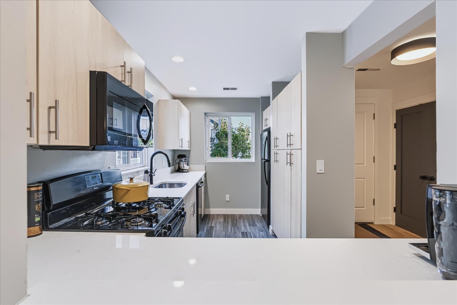 20 Ship Ave #38, Medford, MA, 20 Ship Ave #38, Medford, MA Photo #6