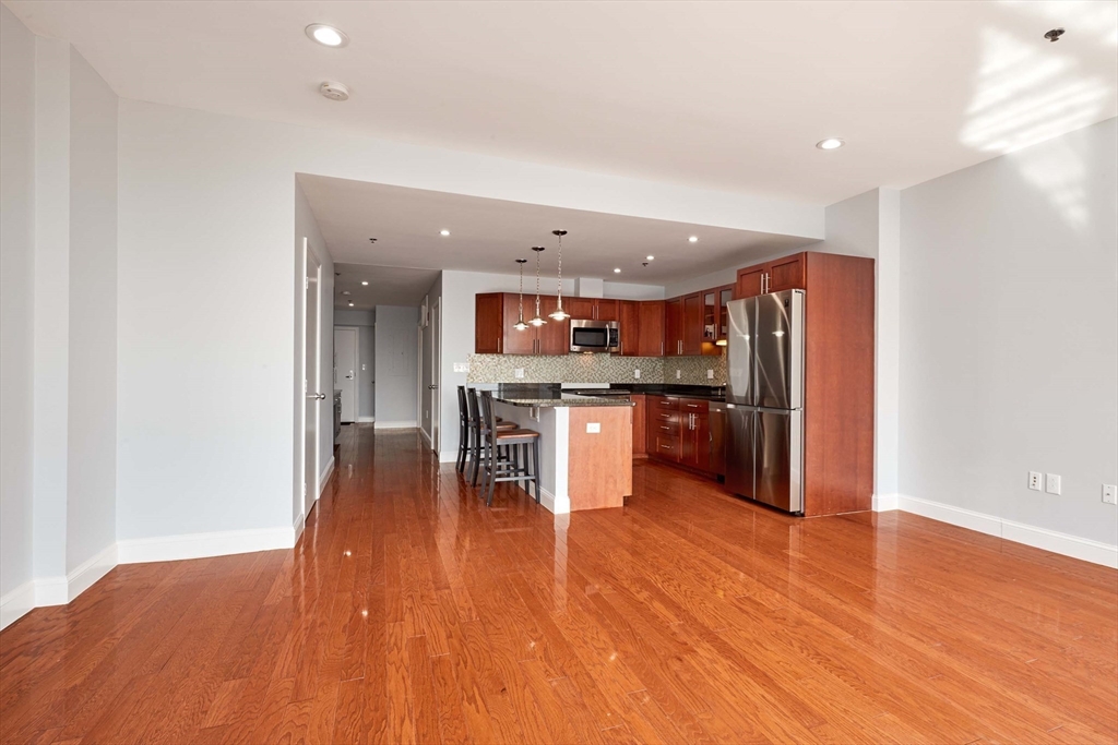 234 Causeway St 819
