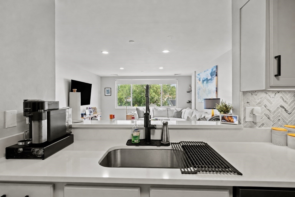 30 Chelsea St 501