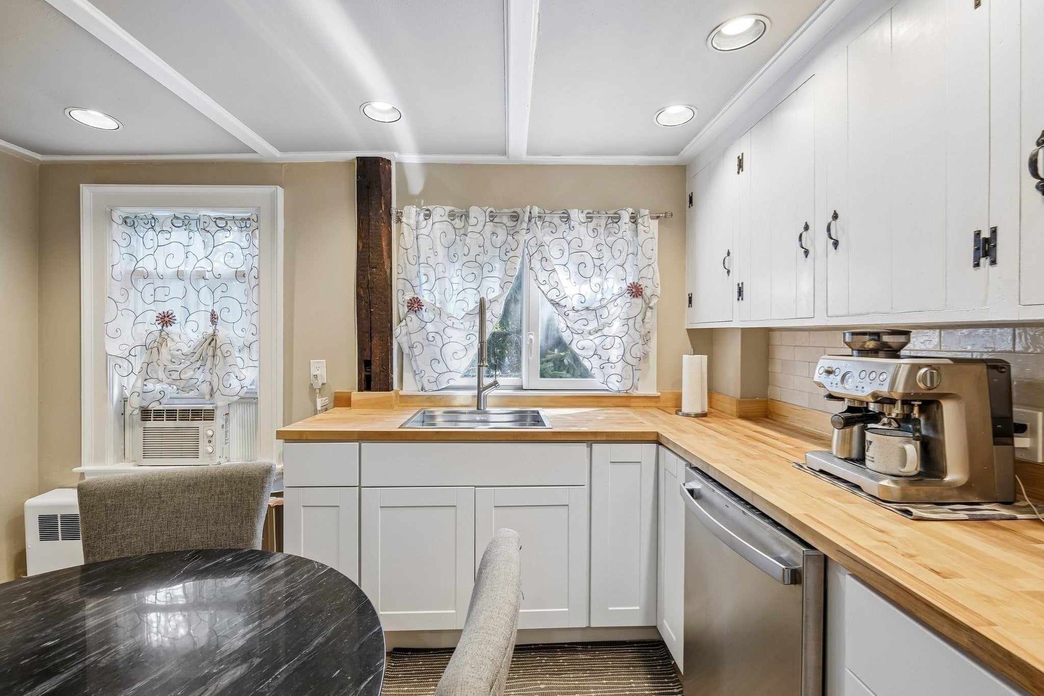 141 Hale St #2, Beverly, MA, 141 Hale St #2, Beverly, MA Photo #8